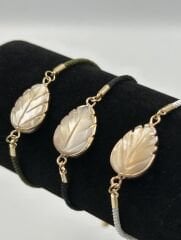 Lunaria – Sedef Yaprak Bileklik