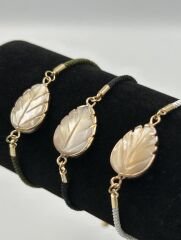 Lunaria – Sedef Yaprak Bileklik