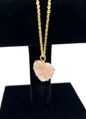 Kalp Şeklinde Pembe Kuvars Kolye